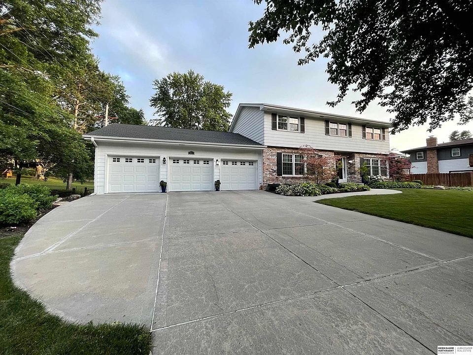 1st image of 12615 Deer Hollow Dr