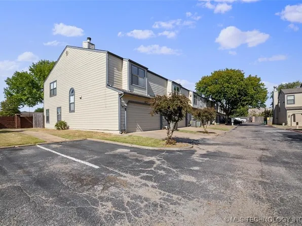 6028 S 90th Ave E, Tulsa, OK 74145