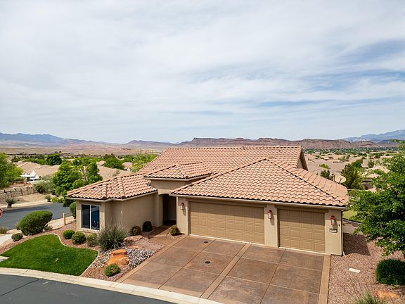 4th image of 1608 W Garnet Ridge Dr