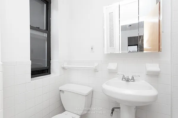 Rented by Copperwood Real Estate | media 28