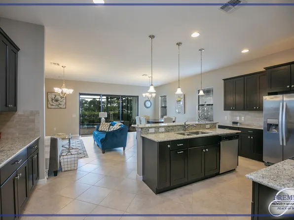 1466 Artesia Dr W, Naples, FL 34113