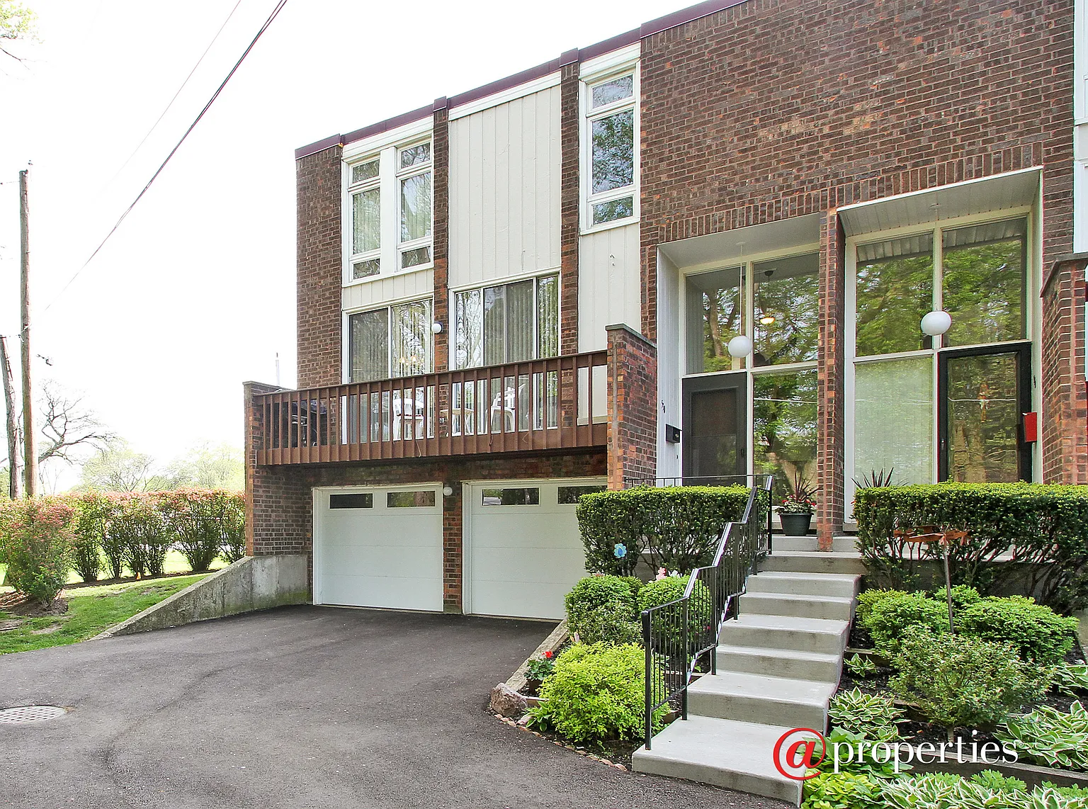 530 Skokie Blvd photo 1
