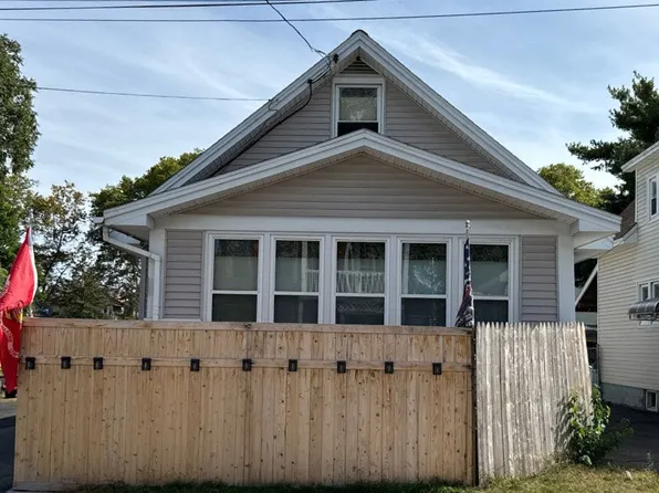 9 Princeton St, Schenectady, NY 12304