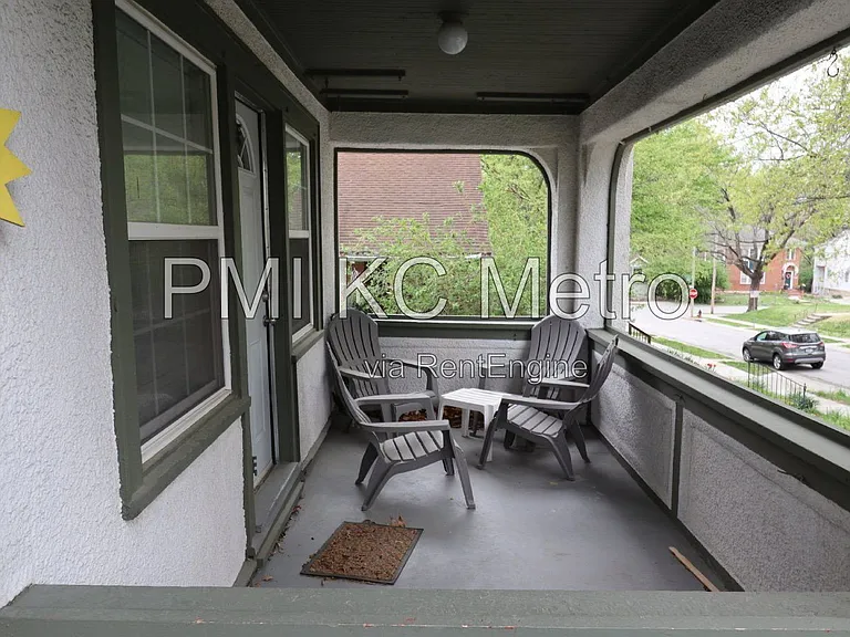 5331 Charlotte St #B — Photo 17