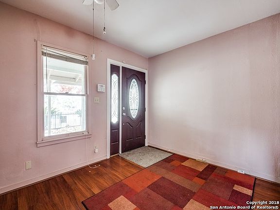 2nd image of 524 W Mayfield Blvd
