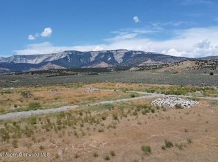 1828 Crockett Cir, Rifle, CO 81650