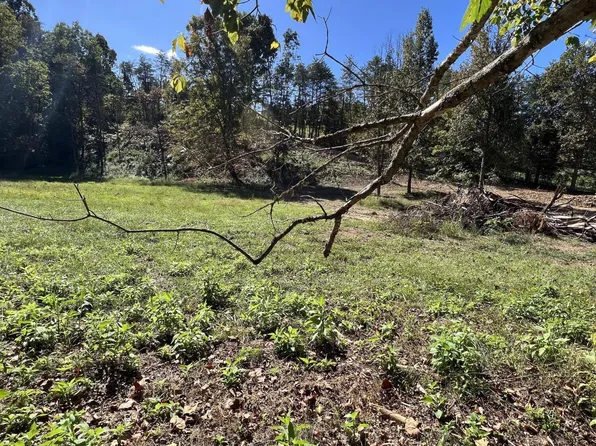 Byrd Farm Ln, Kodak, TN 37764