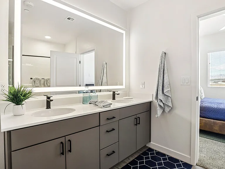 Lura Vegas Apartments — Photo 15