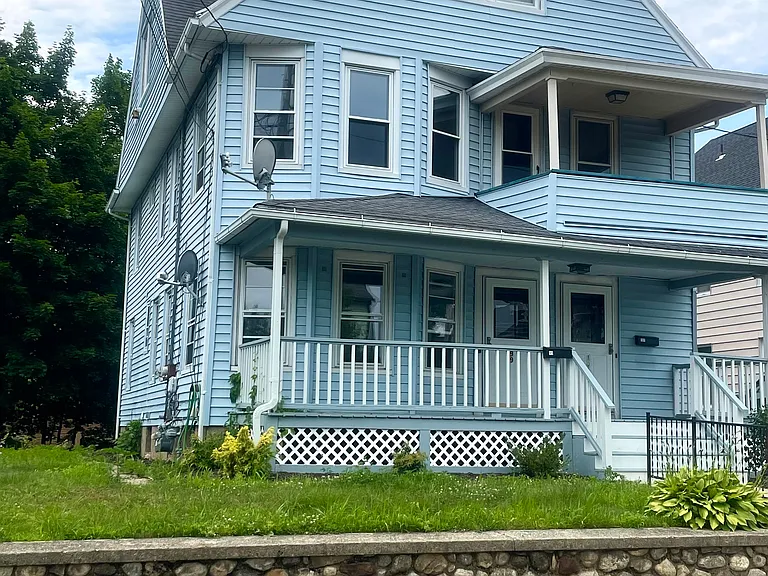 99 Westfield Ave #1 — Photo 2