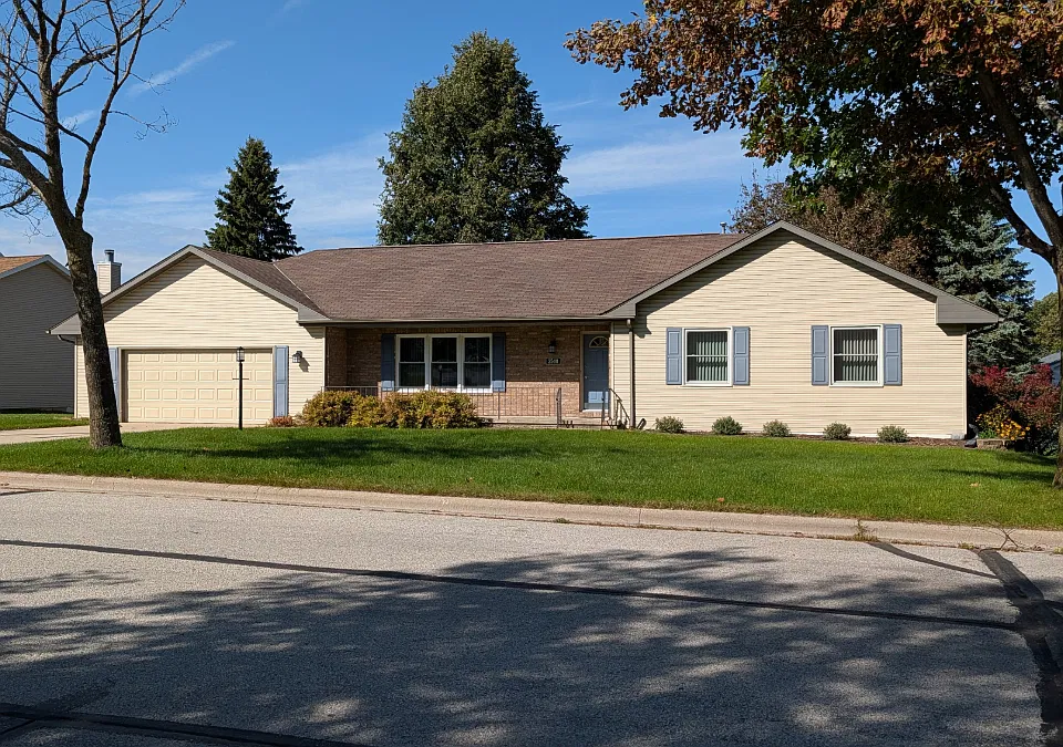 2540 Saint Ann Dr