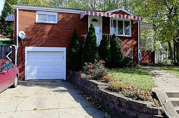 5433 Halchess St photo 1
