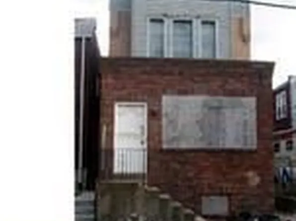 5944 Greenway Ave, Philadelphia, PA 19143