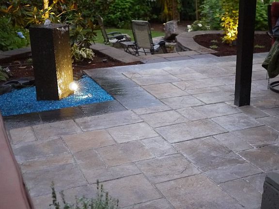 upper patio area with hot tub
