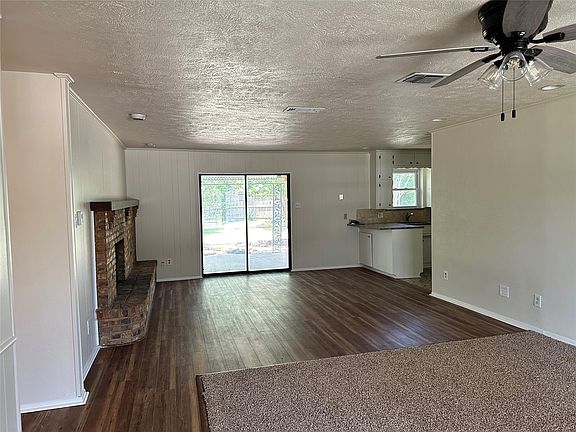 4th image of 2108 Lejuan Ct