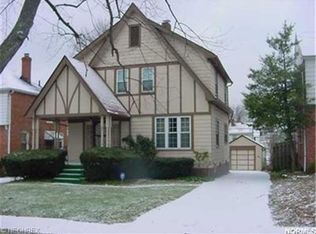 20711 Gardenview Dr, Maple Heights, OH 44137