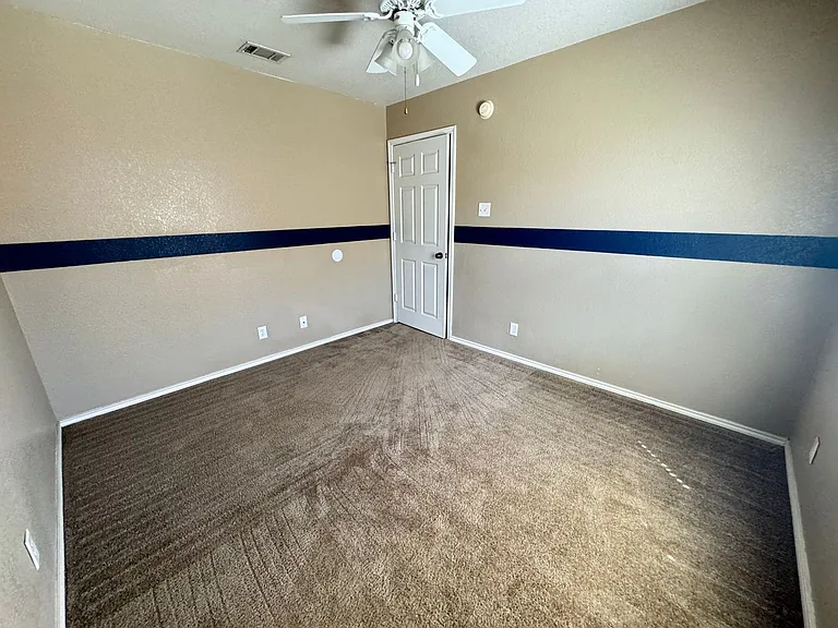 3903 Tiger Dr — Photo 15