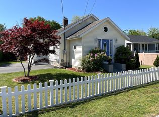 194 Chester St, New London, CT 06320