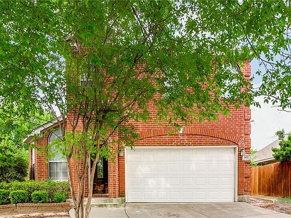 3rd image of 801 Bridle Dr