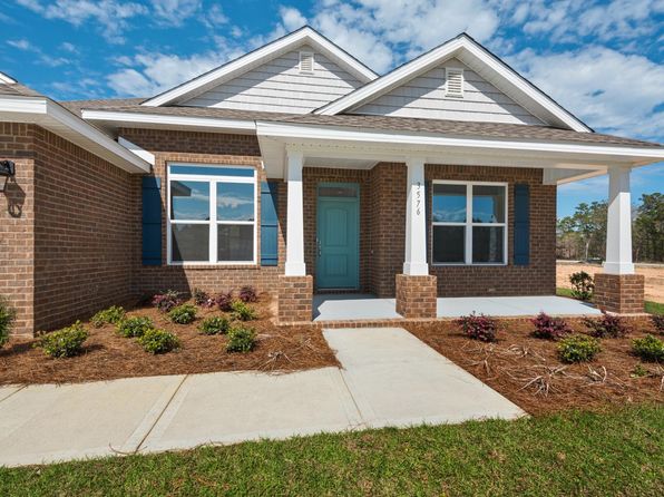 36 Madiera Dr, Freeport, FL 32439