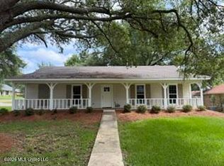 519 Hunters Creek Cir, Madison, MS 39110