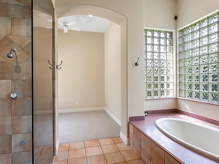 8158 Native Dancer Rd E — Photo 13