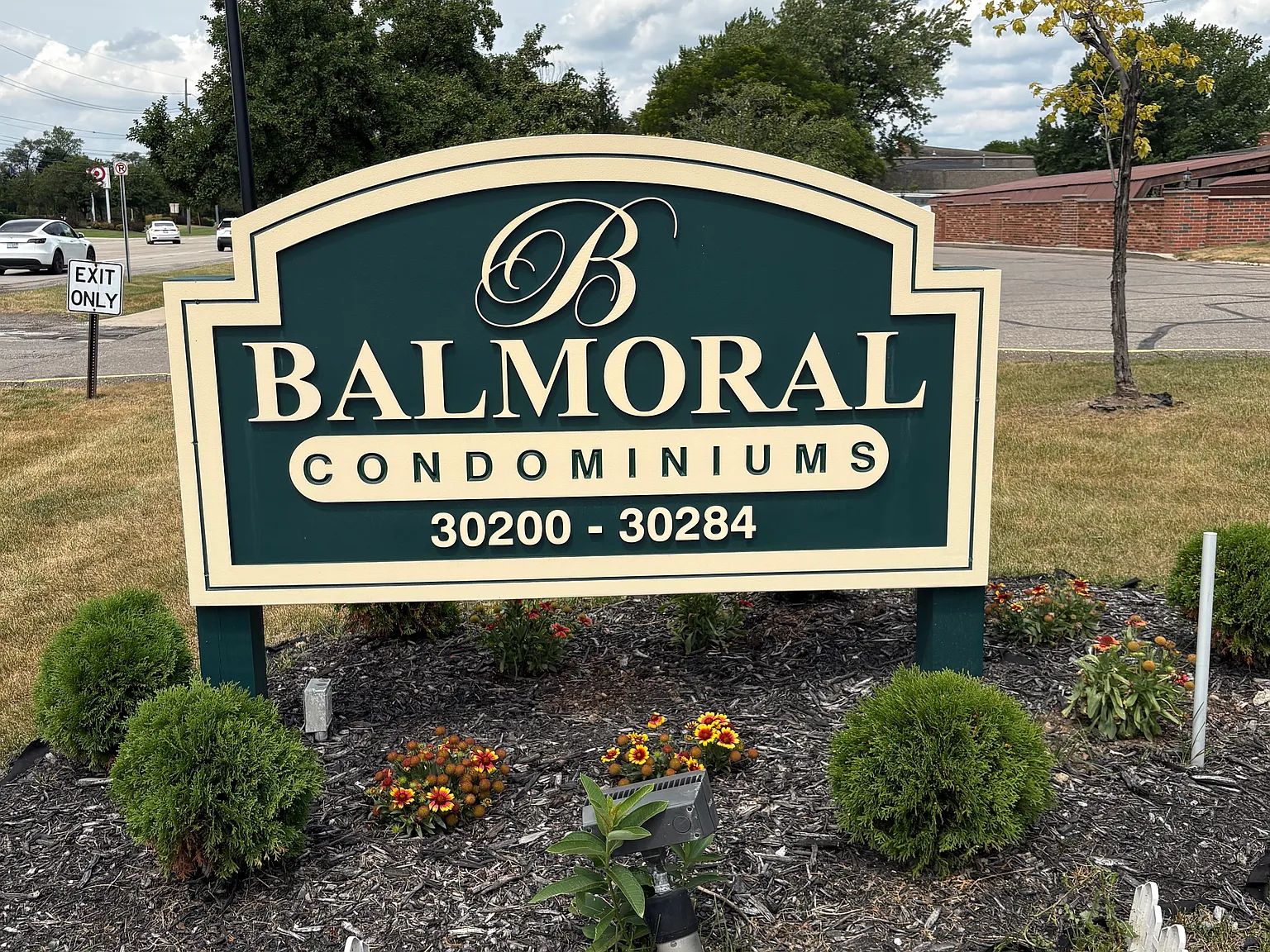 2 bed, 979 sqft, $1,500 — Photo 3