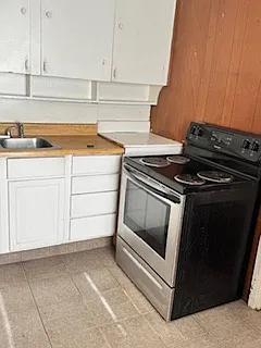 521 Pineneedle Rd — Photo 3