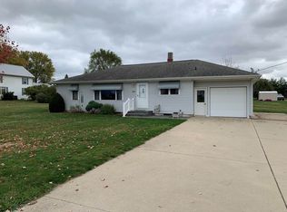 928 S Main St, Middlebury, IN 46540