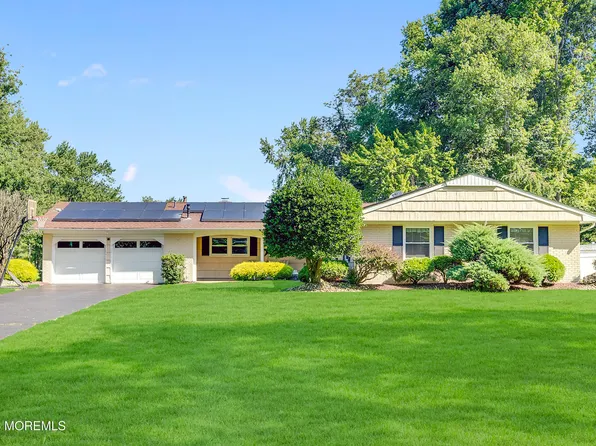 25 Ryan Road, Manalapan, NJ 07726