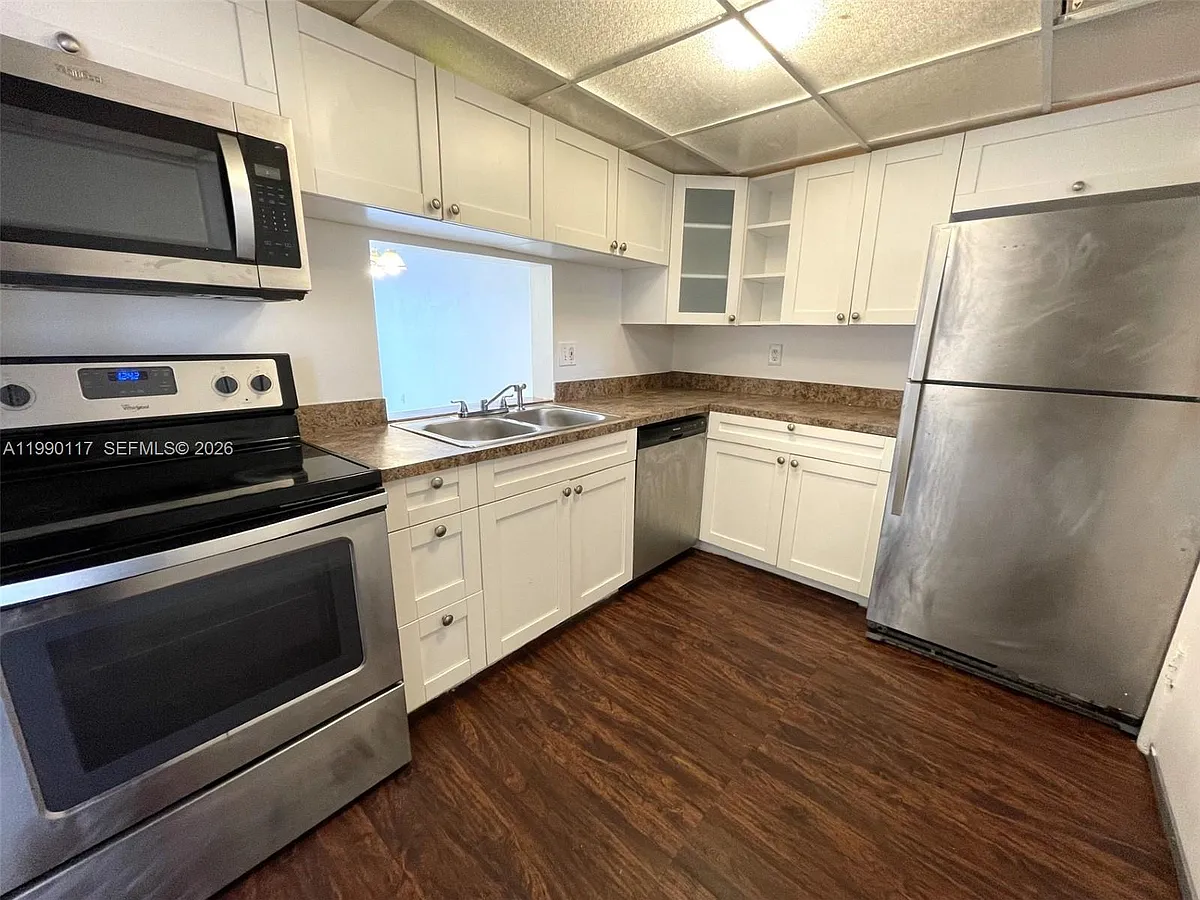 Building Photo - 2800 NW 56th Ave #A202
