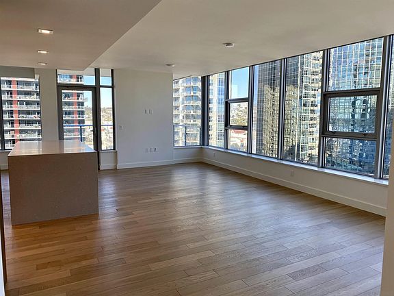4th image of 1388 Kettner Blvd #1504