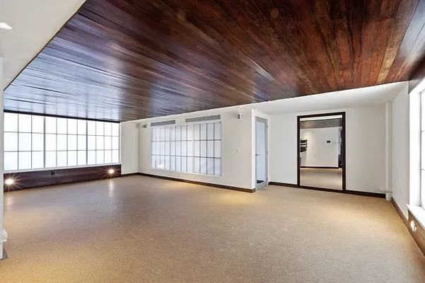Rented by Living New York | media 13