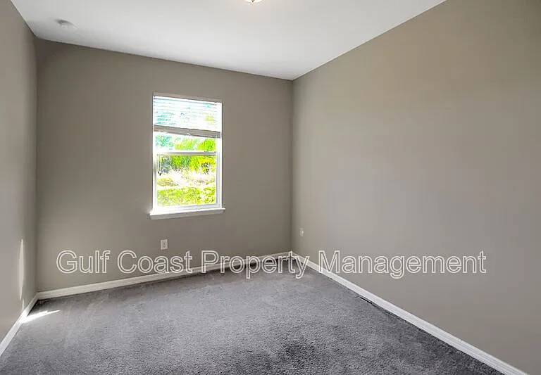 2914 Esmeralda Dr — Photo 12