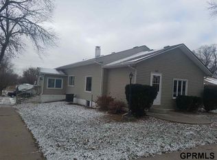543 3rd St, Dodge, NE 68633