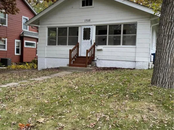 1705 27th St, Des Moines, IA 50310
