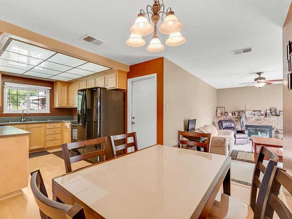 5th image of 5864 Tandera Ave
