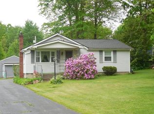 3455 Beechwood Dr, Hubbard, OH 44425