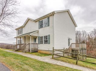 3324 Yellow Sulphur Rd, Blacksburg, VA 24060
