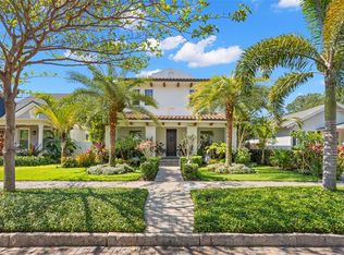 810 29th Ave N, Saint Petersburg, FL 33704