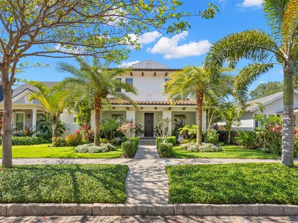 810 29th Ave N, Saint Petersburg, FL 33704