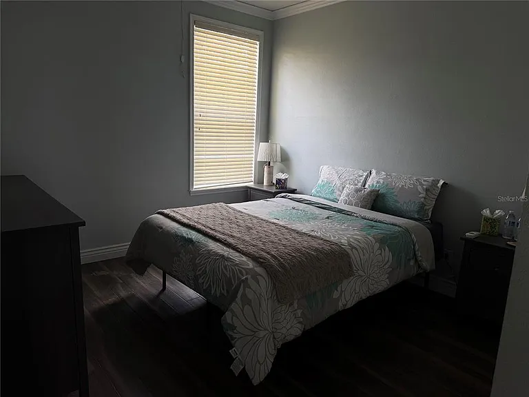109 Grace Ave — Photo 13
