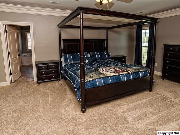 4th image of 4 Abby Glen Way