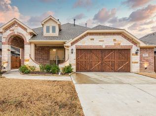 2725 Lisa Maria St, Burleson, TX 76028