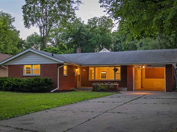 224 Warren Ave, Rockford, IL 61107
