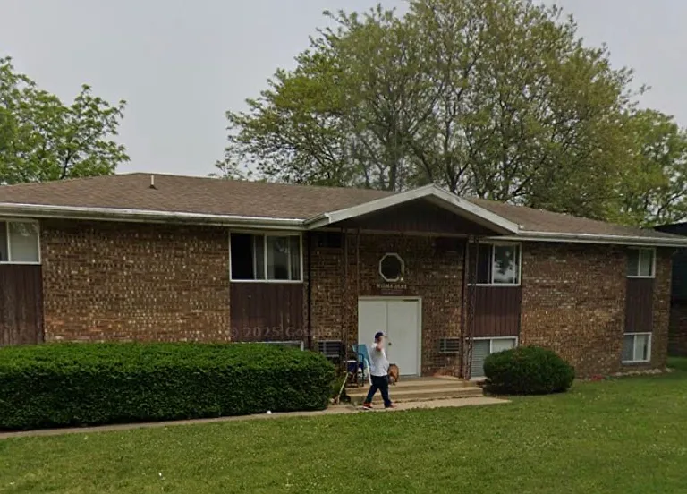 182 Birch Ct #1 — Photo 1