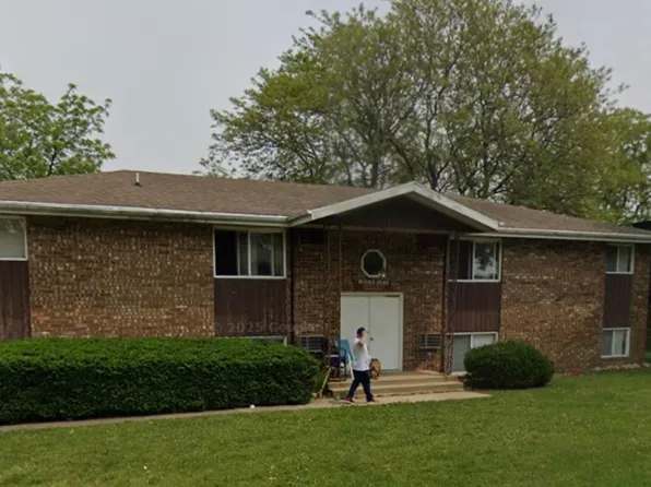 182 Birch Ct #1, Manteno, IL 60950