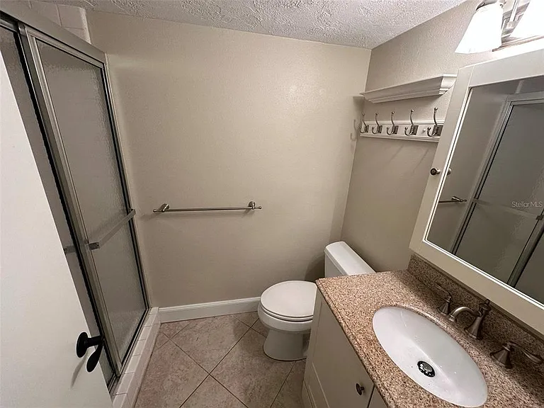 1641 Southwood St #1641 — Photo 12