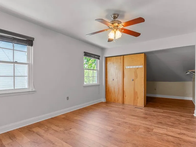 64 Hampton Gate Dr — Photo 8