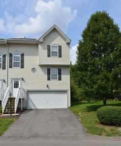114 Scenic Hill Dr, Carnegie, PA, 15106