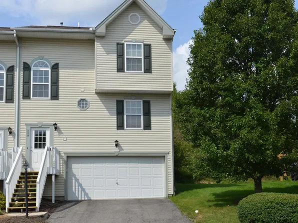 114 Scenic Hill Dr, Carnegie, PA 15106
